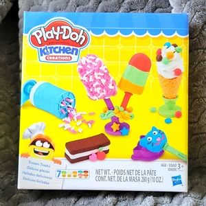 Play-Doh Kitchen Creations Frozen Treats